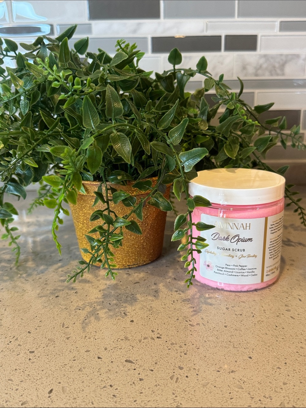AMINNAH - Dark Opium Sugar Scrub